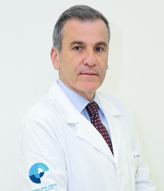 Dr. Ricardo Cohen